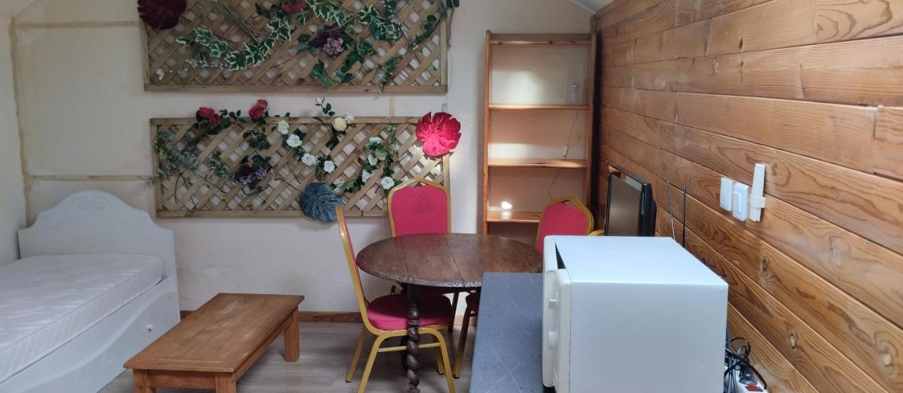 La Maison Du Saule Pompignac 外观 照片